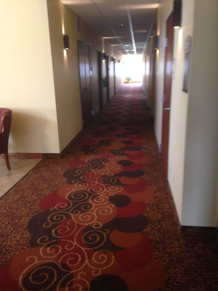 The Edgewood Hotel And Suites Fairbury Exterior photo